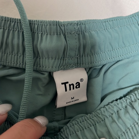 TNA ABEL SHORTS SIZE S - Picture 3 of 4